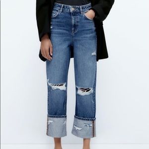 Ripped turned up cuff jeans****Zara